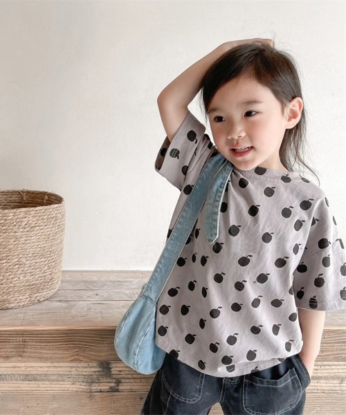 aimoha(aimoha（アイモハ）)/aimoha－KIDS－ 韓国子供服　アップル総柄半袖tシャツ/img03