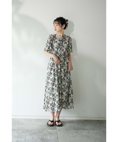 セール 総プリーツフレア袖ワンピース Lily Chic Lily Chic Magaseek