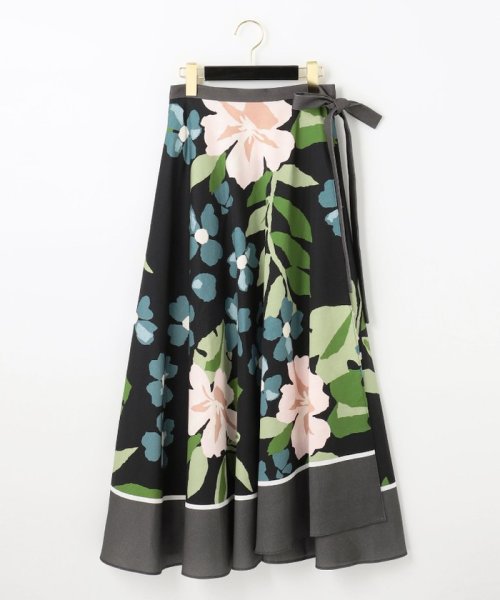 フラワープリントラップスカート 