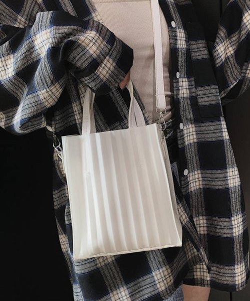 shopnikoniko(ショップにこにこ)/プリーツバッグ【即納】鞄 バッグ PVC シリコン ハンド トレンド ショルダー ポーチ付 レディース 韓国ファッション Instagram/img08