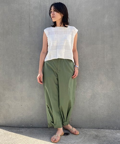 ダンプイージーワイドパンツ モデル：H167 B79 W58 H85