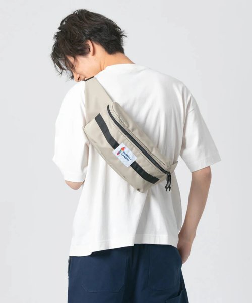 go slow caravan GOODS&SHOES SELECT BRAND(ゴースローキャラバングッズアンドシューズセレクト)/PARROTT CANVAS パロットファニーパック/img04