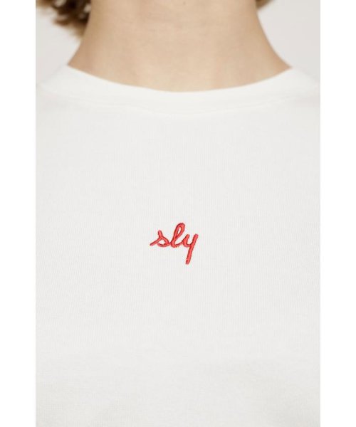 SLY(スライ)/COMPACT SLY LOGO Tシャツ/img06