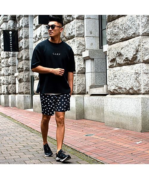 C V R A 総柄水陸両用ショーツ ハーフパンツ メンズ ショートパンツ ショーツ 膝上 ブランド プリント 細身 ブラック 黒 ヒョウ柄 豹柄 花柄 迷彩柄 キャバリア Cavaria Magaseek C V R A 総柄水陸両用ショーツ ハーフパンツ メンズ ショートパンツ ショーツ 膝上 ブランド プリント 細身 ブラック 黒 ヒョウ柄 豹柄 花柄 迷彩柄 キャバリア Cavaria Magaseek