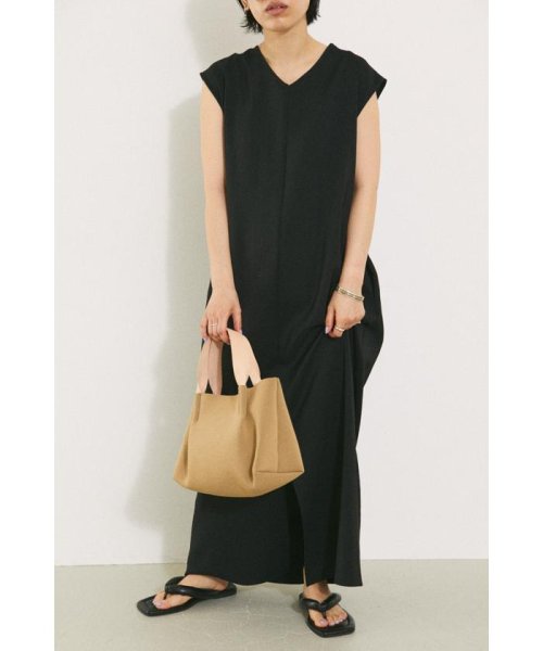 BLACK BY MOUSSY(ブラックバイマウジー)/back ribbon one－piece/img01