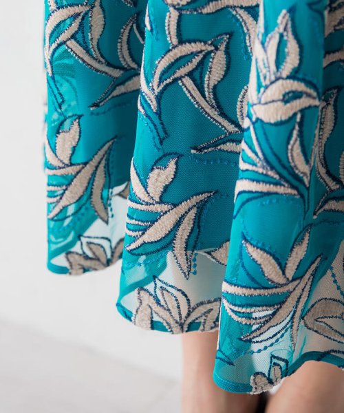 Viaggio Blu(ビアッジョブルー)/フラワーモール刺繍ウエストゴムフレアスカート/img18