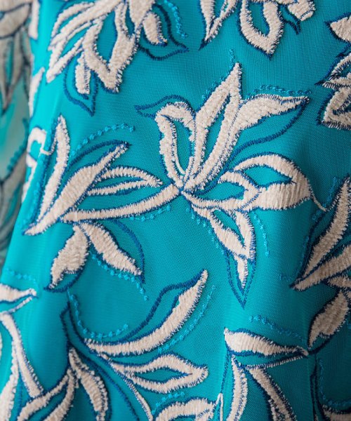 Viaggio Blu(ビアッジョブルー)/フラワーモール刺繍袖ギャザーブラウス/img09