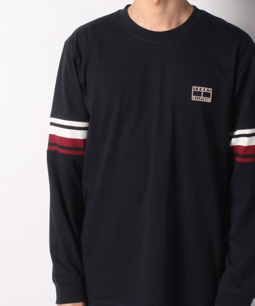 TOMMY HILFIGER(トミーヒルフィガー)/SLEEVE STRIPE CASUAL LS TEE/img17