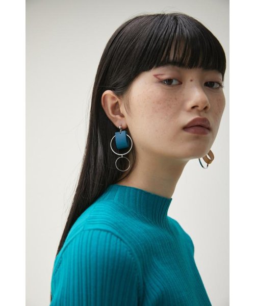 AZUL by moussy(アズールバイマウジー)/BICOLOR FAUX LEATHER EARRINGS/img19