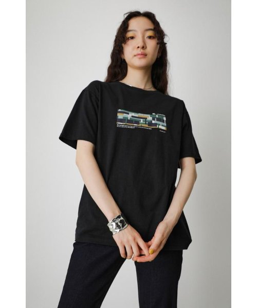 AZUL by moussy(アズールバイマウジー)/PLANT COLLAGE GRAPHIC TEE/img01