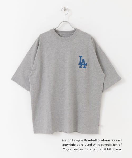 SENSE OF PLACE by URBAN RESEARCH(センスオブプレイス バイ アーバンリサーチ)/『別注』MLBグラフィックTシャツ(5分袖)B/img28