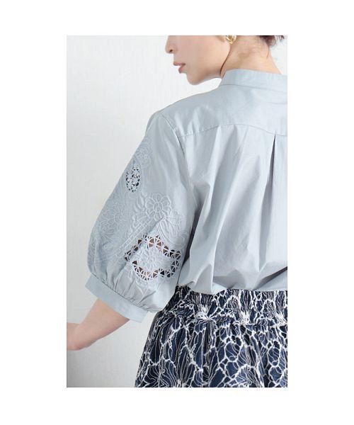 Sawa a la mode(サワアラモード)/華やかな刺繍のコットンシャツブラウス/img21