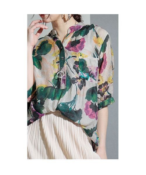 Sawa a la mode(サワアラモード)/クローゼットを彩る水彩花のシャツブラウス/img02