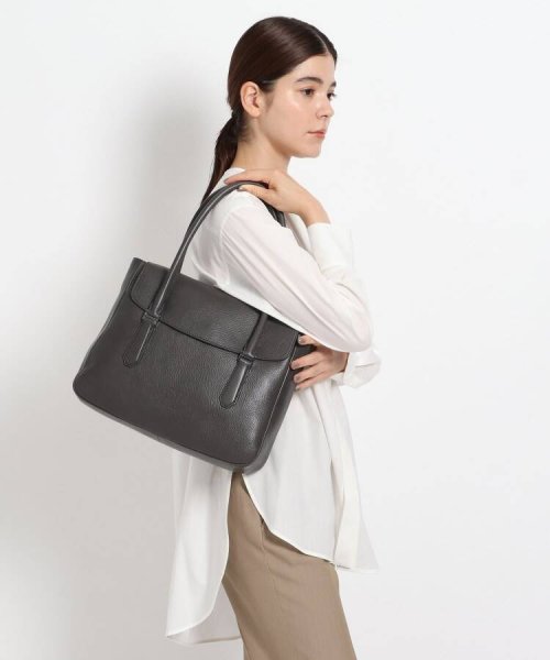 【ピアーチェ】レザーハンドバッグ L 本革 A4サイズ ビジネスバッグ 