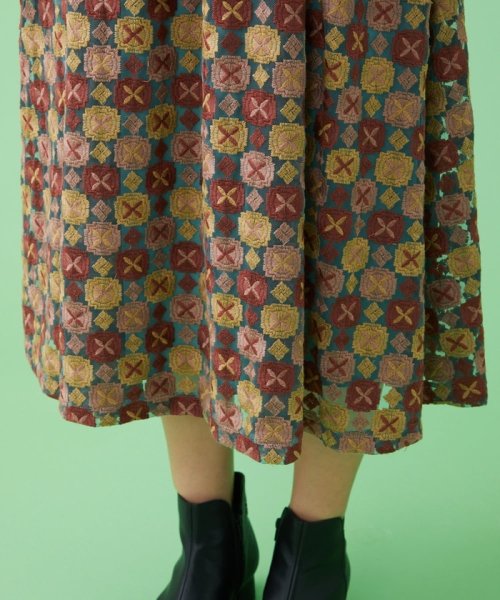 Jocomomola(ホコモモラ)/Trebol 刺繍スカート/img05