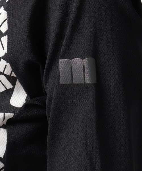 Munsingwear(マンシングウェア)/『ENVOY/エンボイ』厚手メッシュリフレクションmロゴプリントハーフジップシャツ【アウトレット】/img04