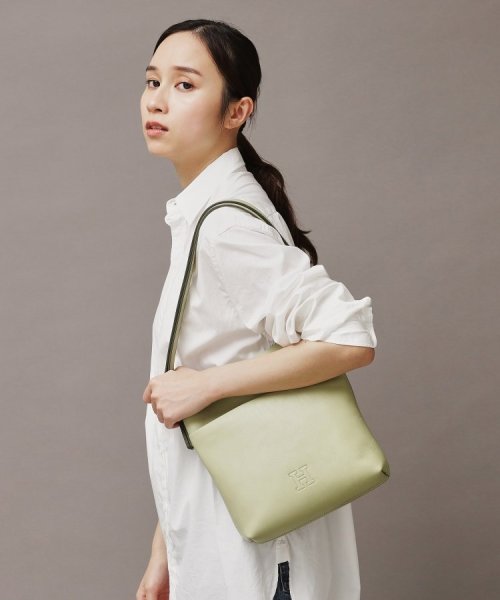 【ヴィータ】レザーショルダーバッグ S 2WAY 本革 ヴィータ