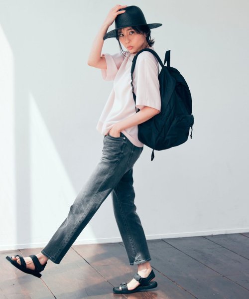 【CLASSY.1月号掲載】23区DENIM ボーイフィット パンツ #002 23区DENIM #072 ネイビー #075 #004 品番 グレー スカイブルー アイボリー