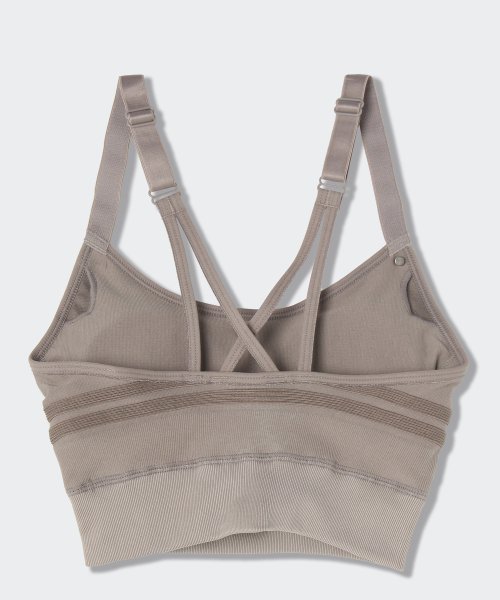 Reebok(リーボック)/レズミルズ ストラッピー シームレス スポーツブラ / Les Mills Strappy Seamless Sports Bra/img01