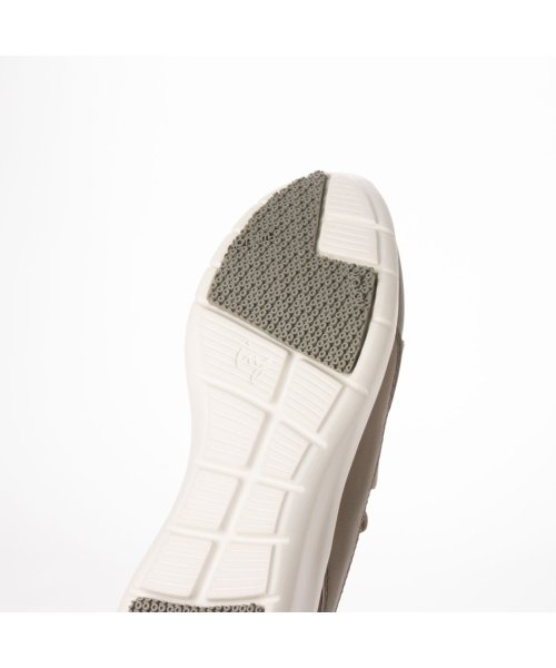 晴雨兼用スニーカー 人気・おすすめ｜省スペース設計・旅行向けにおすすめ お得商品 プライバシー配送 翌日お届け対応