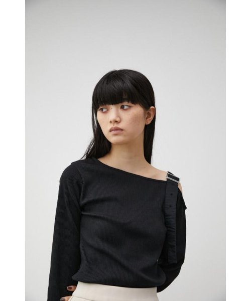 AZUL by moussy(アズールバイマウジー)/ONE SHOULDER BELT RIB TOPS/img01