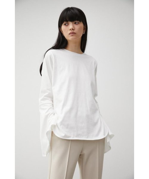 AZUL by moussy(アズールバイマウジー)/SLIT FLARE SLEEVE CUT TOPS/img01
