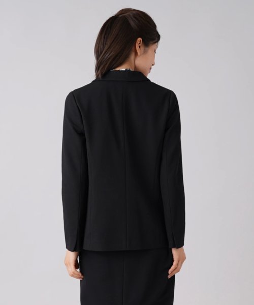 テーラードジャケット 