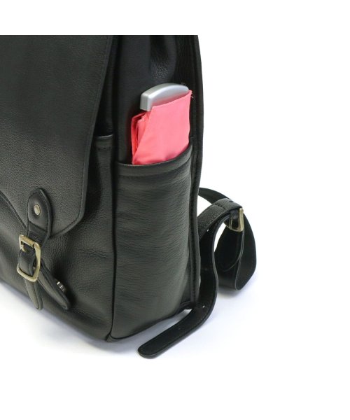 ダコタ リュック Dakota ファレル リュックサック スクエア かぶせ フラップ A4 コンパクト 本革 レザー 1034242 フラップ かぶせ A4 1034242 リュックサック スクエア リュック コンパクト レザー ダコタ ファレル 本革 Dakota HO1864181021(14300円)