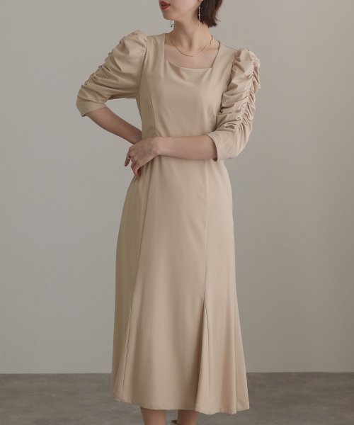 スクエアネックバックシャンワンピース 結婚式 パーティードレス 結婚式