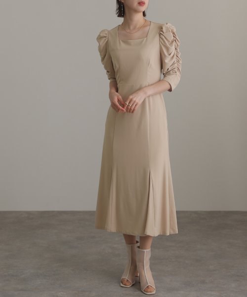 スクエアネックバックシャンワンピース 結婚式 パーティードレス 結婚式