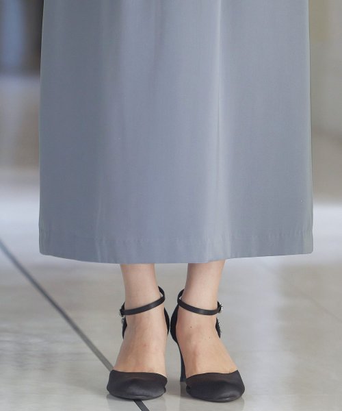 結婚式 ワンピース パーティードレス レース ハイネック シンプル コクーン レトロ クラシカル キャミ ビスチェ レイヤード ロング 透け感 長袖 袖あり オ 商品説明niana ニアナ クラシカルな雰囲気になるハイネックデザイン。身頃部分だけレースを使用し、上品な印象 MYK1486710231 (11440円)