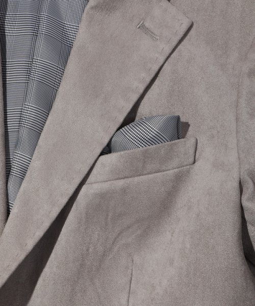 コマスエードストレッチジャケット【セットアップ対応】 商品説明【高級感の漂うイージーケアジャケット】世界的繊維メーカーで有名な小松マテーレ社が開発したコマス AA1539522444(11880円)