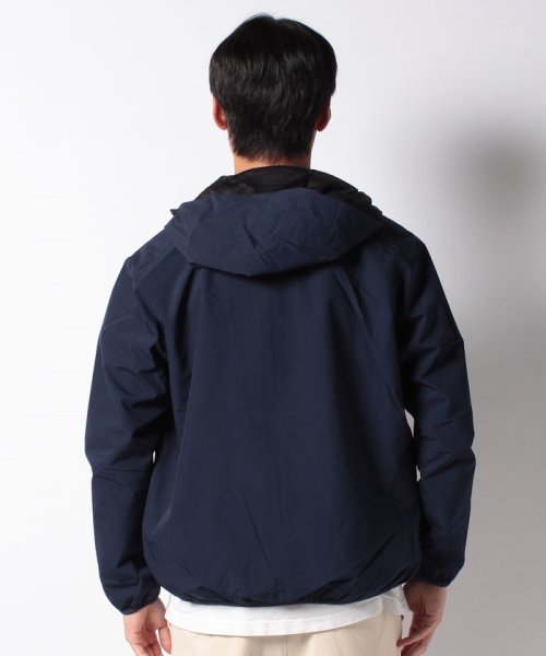 JEANS MATE(ジーンズメイト)/【BLUESTANDARD】 究極の散歩着 耐水圧10000ｍｍ 超撥水 防風 ストレッチ ジャケット 防花粉 水滴が転がり落ちるレベルの撥水性/img15