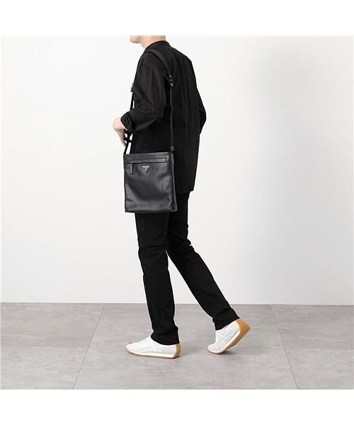セール】【PRADA(プラダ)】ショルダーバッグ 2VH055 VOOL 2BYA メンズ  