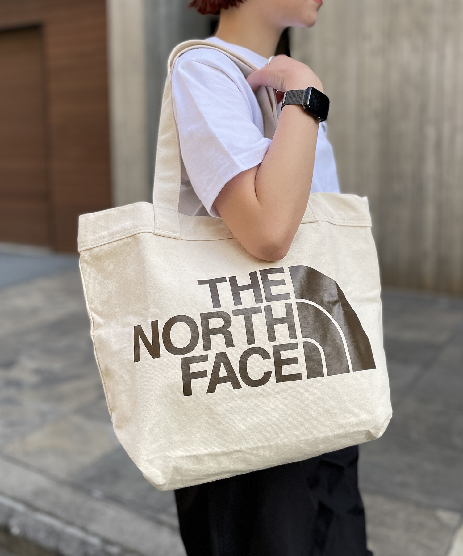 ホワイトブラウン THE NORTH FACE☆ノースフェイスロゴトートバッグ