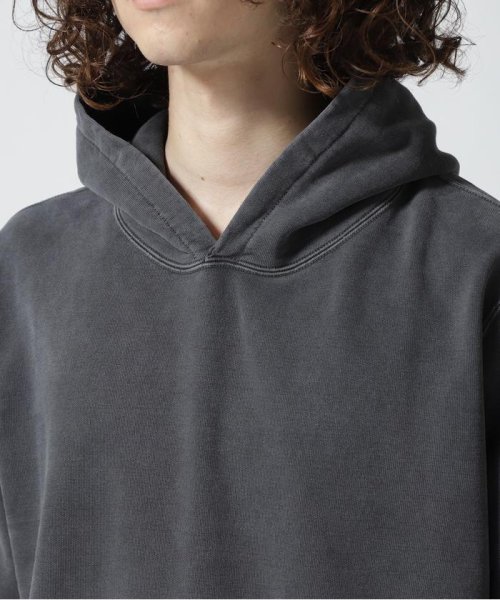 REMI RELIEF(レミレリーフ) SP加工裏毛パーカー REMI