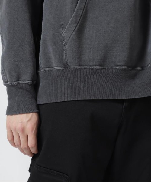 REMI RELIEF(レミレリーフ) SP加工裏毛パーカー REMI