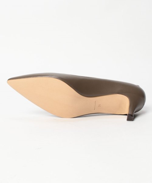 ポインテッドパンプス 