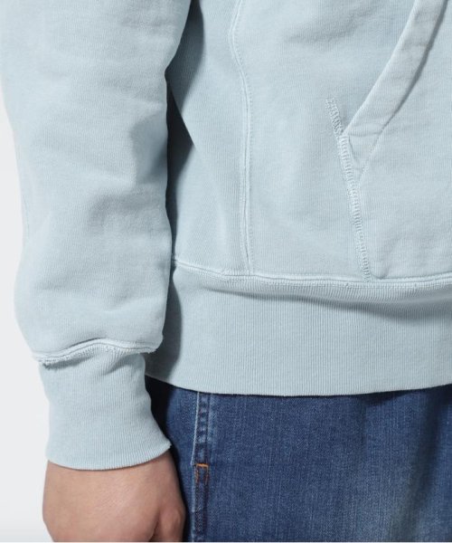 REMI RELIEF(レミレリーフ) SP加工裏毛パーカー REMI