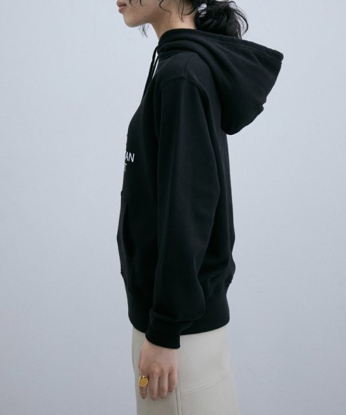 ADAM ET ROPE'(アダム　エ　ロペ)/THE MET x ADAM LOGO SWEAT/img05