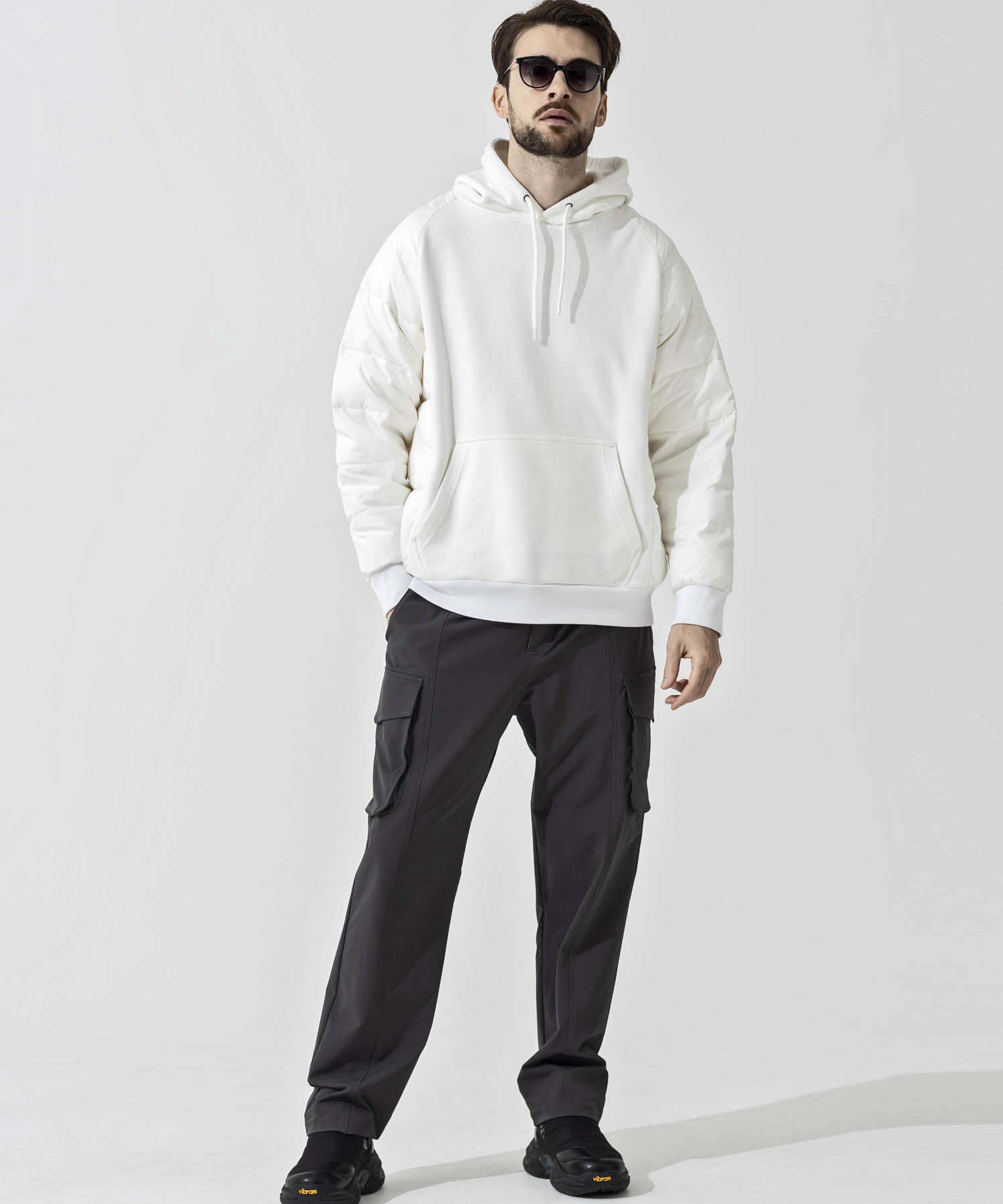 新品タグ付き フェニックス
Phenix Team Jersey Pants phenix(プラスフェニックス)Side Down Zip Hoodie サ(505000956