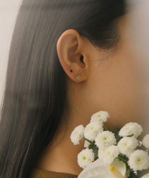 ff by decor urban research　ストーンピアス など urban ff by decor 忍耐