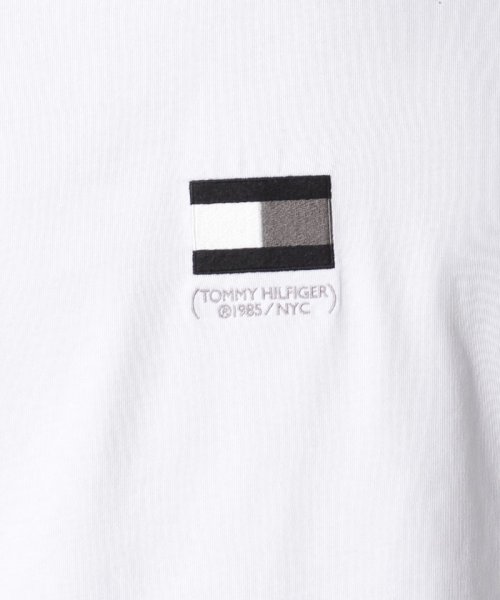 TOMMY HILFIGER(トミーヒルフィガー)/MONOCHROME CAPSULE COLLECTION モノクロームリラックスフィットTシャツ/img19