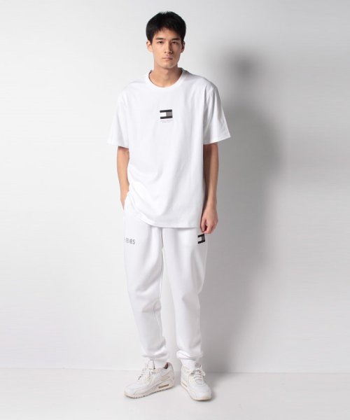 TOMMY HILFIGER(トミーヒルフィガー)/MONOCHROME CAPSULE COLLECTION モノクロームリラックスフィットTシャツ/img20