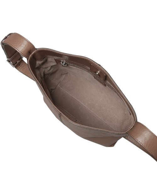 【フォルトゥーナ】レザーショルダーバッグ S 本革 ミニバッグ 革の裁断面 斜め掛けはもちろん