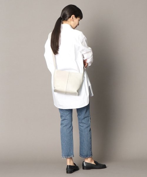 【フォルトゥーナ】レザーショルダーバッグ S 本革 ミニバッグ 革の裁断面 斜め掛けはもちろん