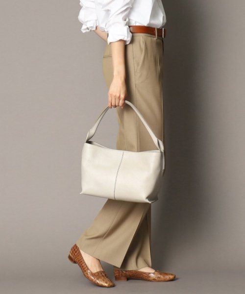 【フォルトゥーナ】レザーショルダーバッグ M 本革 革の裁断面