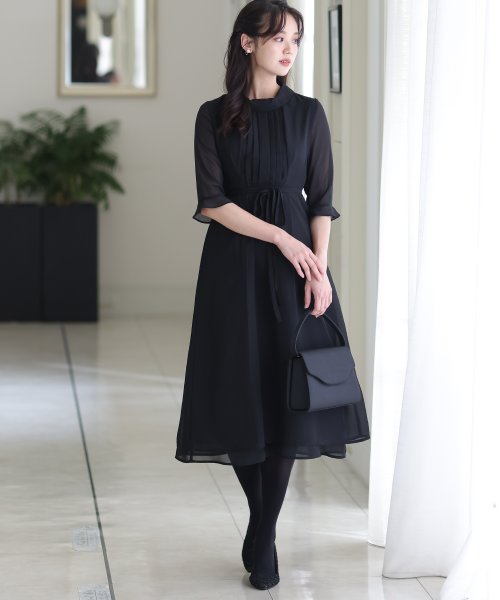 フロントタックウエストリボンブラックワンピース 
