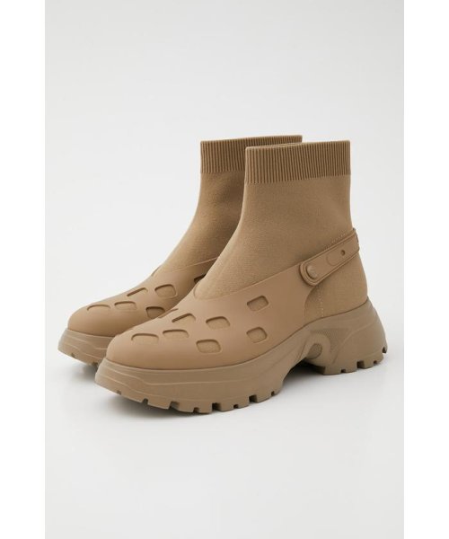 アーニートラックソールブーツ 