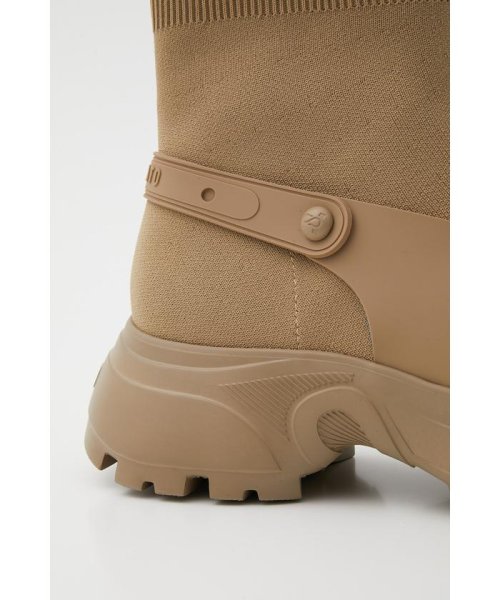 アーニートラックソールブーツ 